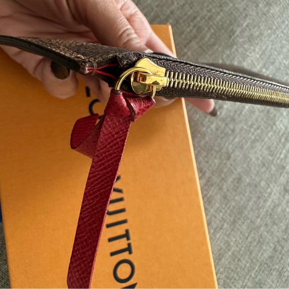 Authentic Louis Vuitton de felicie insert zippy pouch only - Picture 10 of 12